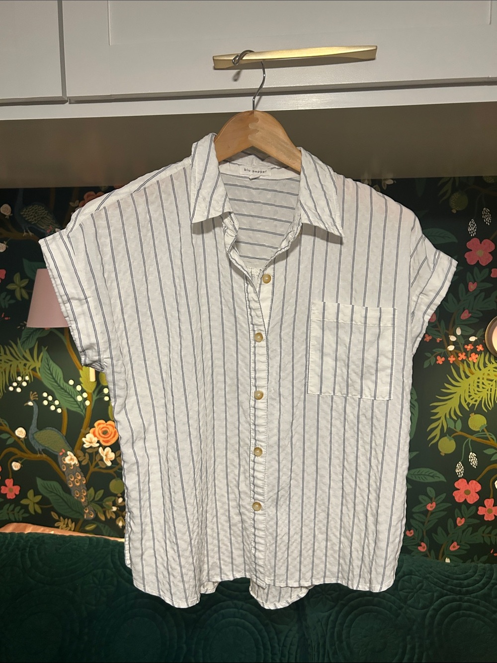 Blu Pepper White Short-Sleeve Button-Down Shirt with Navy Stripes